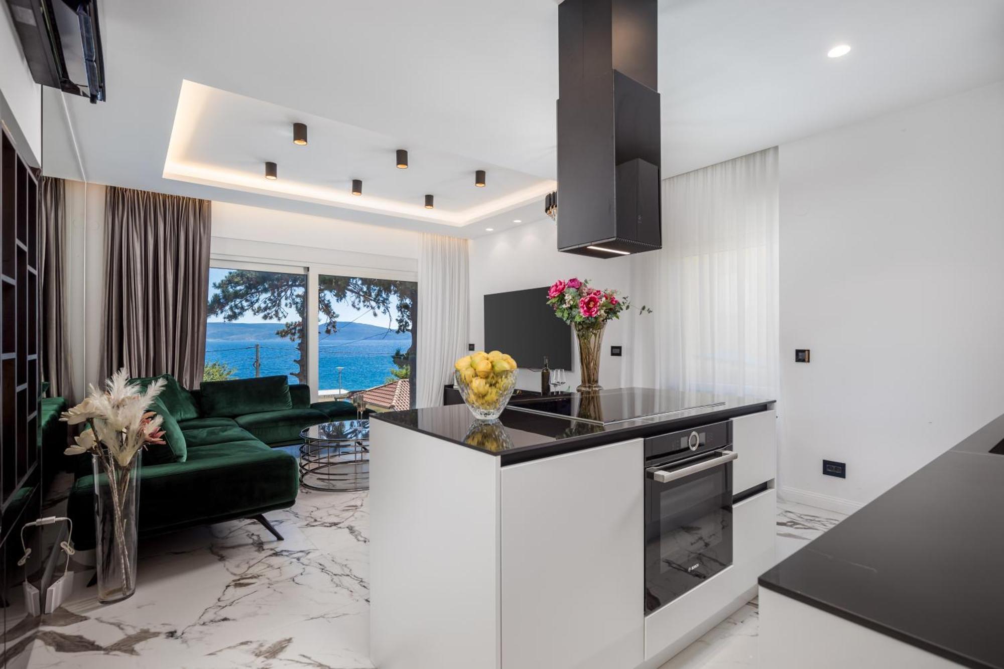 Rocky Beach Rooms Novi Vinodolski Ngoại thất bức ảnh