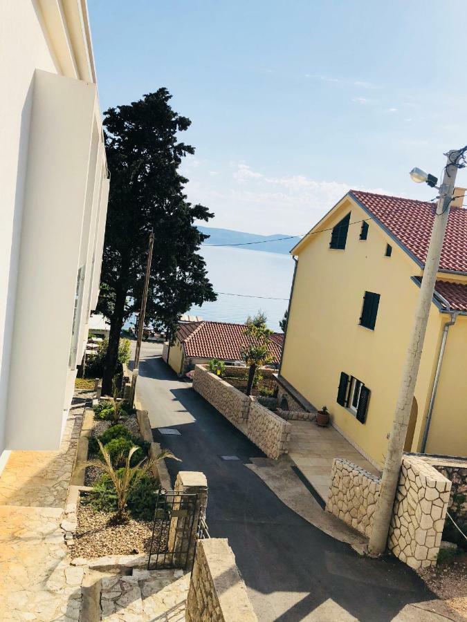 Rocky Beach Rooms Novi Vinodolski Ngoại thất bức ảnh